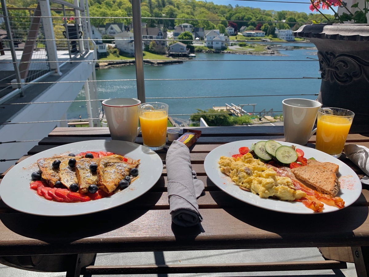 Harborage Inn Hotel, breakfast