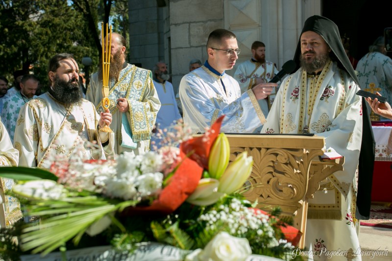 Bishop Maxim's eulogy at the funeral of Hierarch Atanasije in the Trebinje Cathedral, March 6th, 2021 / Слово Eпископа Максима на исходу Атанасија Архијереја у Саборном храму у Требињу, 6. марта 2021. године