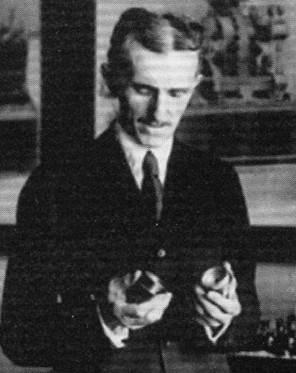 Nikola Tesla 1925
